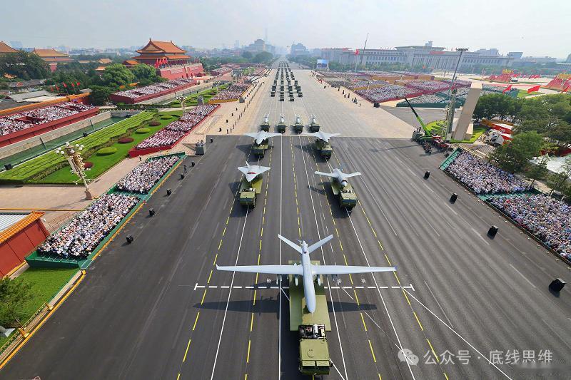 沉寂许久的中国海军“福建”号航母，最近有了新的动向。
据《解放军报》近日报道，中