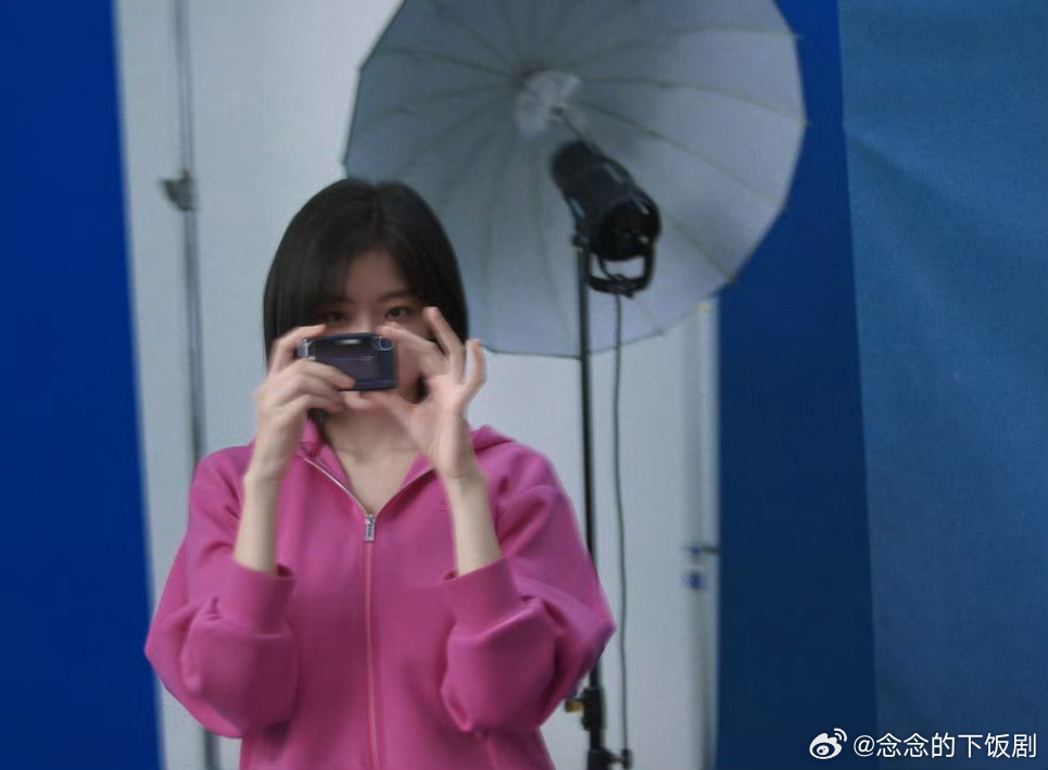 孙千不被定义的女性很漂亮很认同孙千的态度，女生不用被审美绑架，不被定义、做自己就