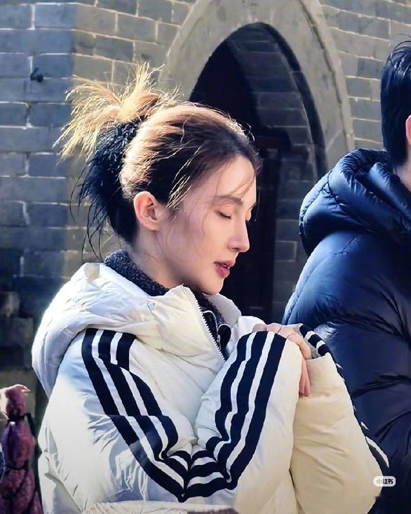 大孤山一大堆明星都去大孤山祈福，不说别的明星，就说金晨去了大孤山，都逢凶化吉了。