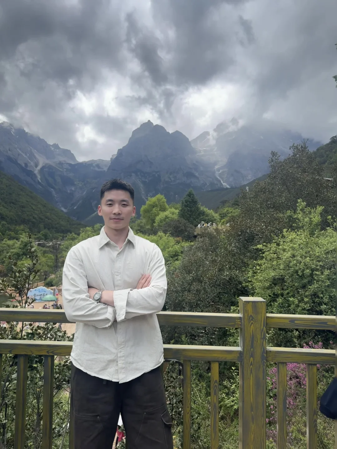 体育老师在丽江-标准游客照✌️