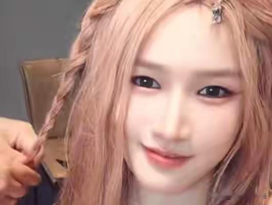 反差炸裂！要不是本人承认，谁能认得出这两张图片是一个人？
 
谁能认出来这是八角