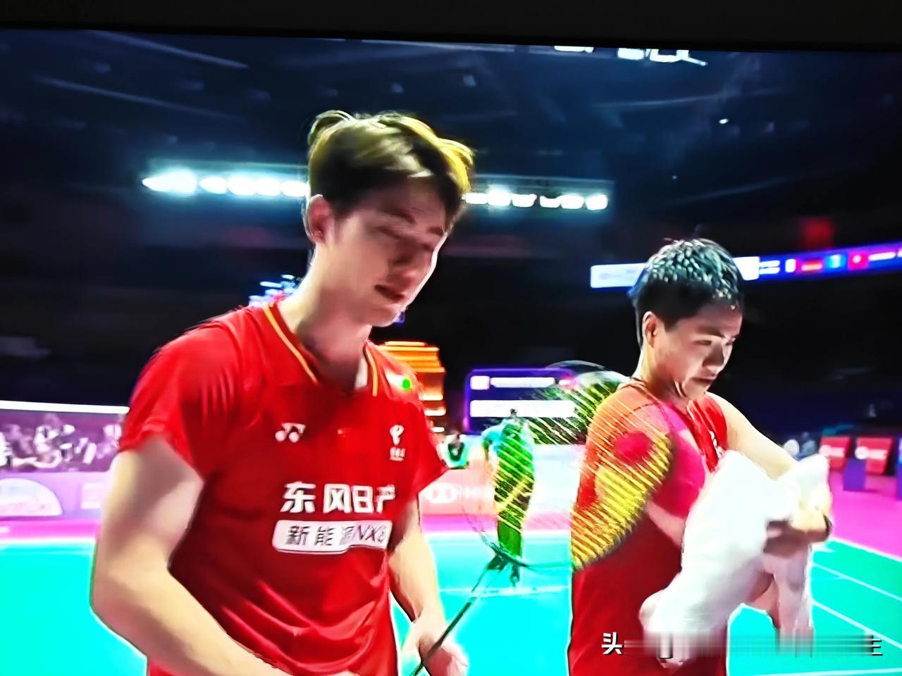 世界羽毛球锦标赛男双1/4决赛，梁伟铿王昶2比0战胜印度组合兰基雷迪和谢提，真没
