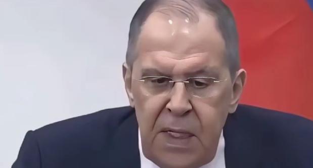 伊朗终于拿到新战机了！不是网上传的 48 架，是首批 16 架，其中 12 架已