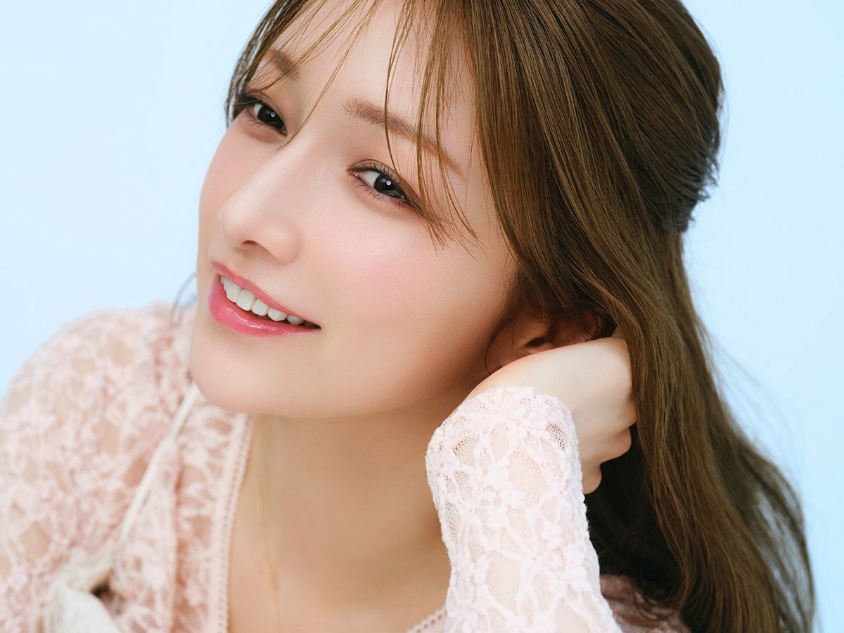 日娱新闻后藤真希 后藤真希 杂志《美的》采访美图 