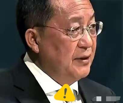 朝鲜的代表李荣浩在联合国大会上站起来说话，第一句话就问日本这个二战战败国凭什么想