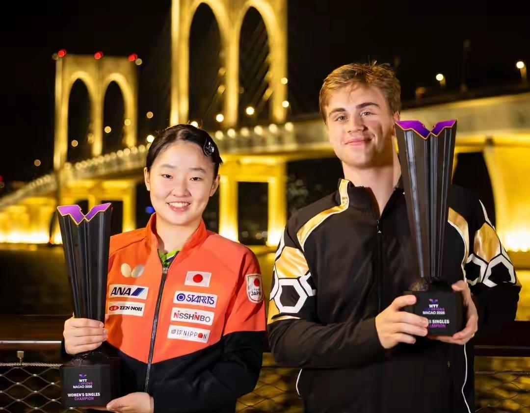 40.3万冠军奖金，到手只剩22.5万。张本美和在澳门捧杯的同一夜，国乒七个人卷