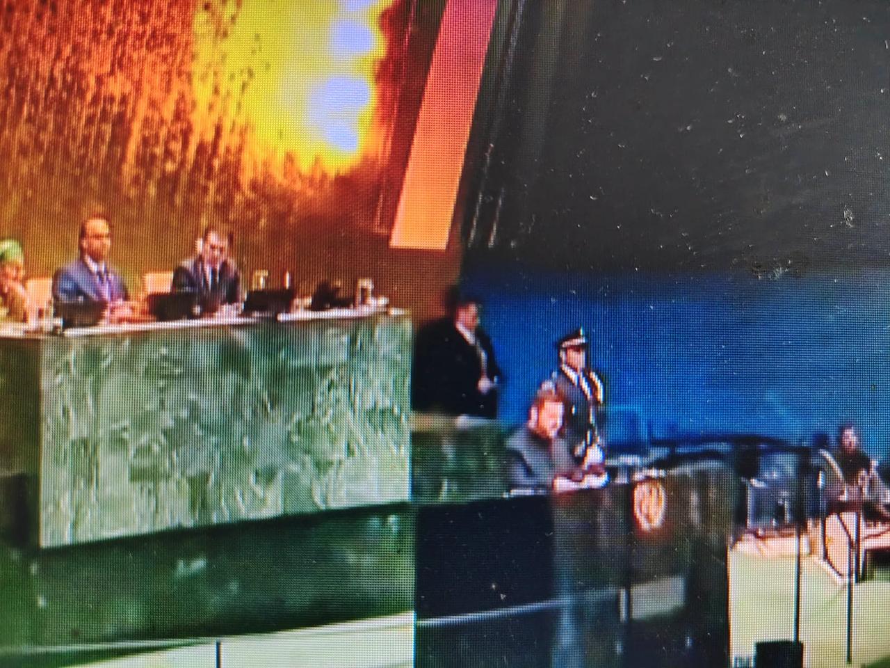 乌把朝鲜战俘送往韩国，还把消息公诸与众，这一手玩的有点阴！

乌克兰将朝鲜战俘送