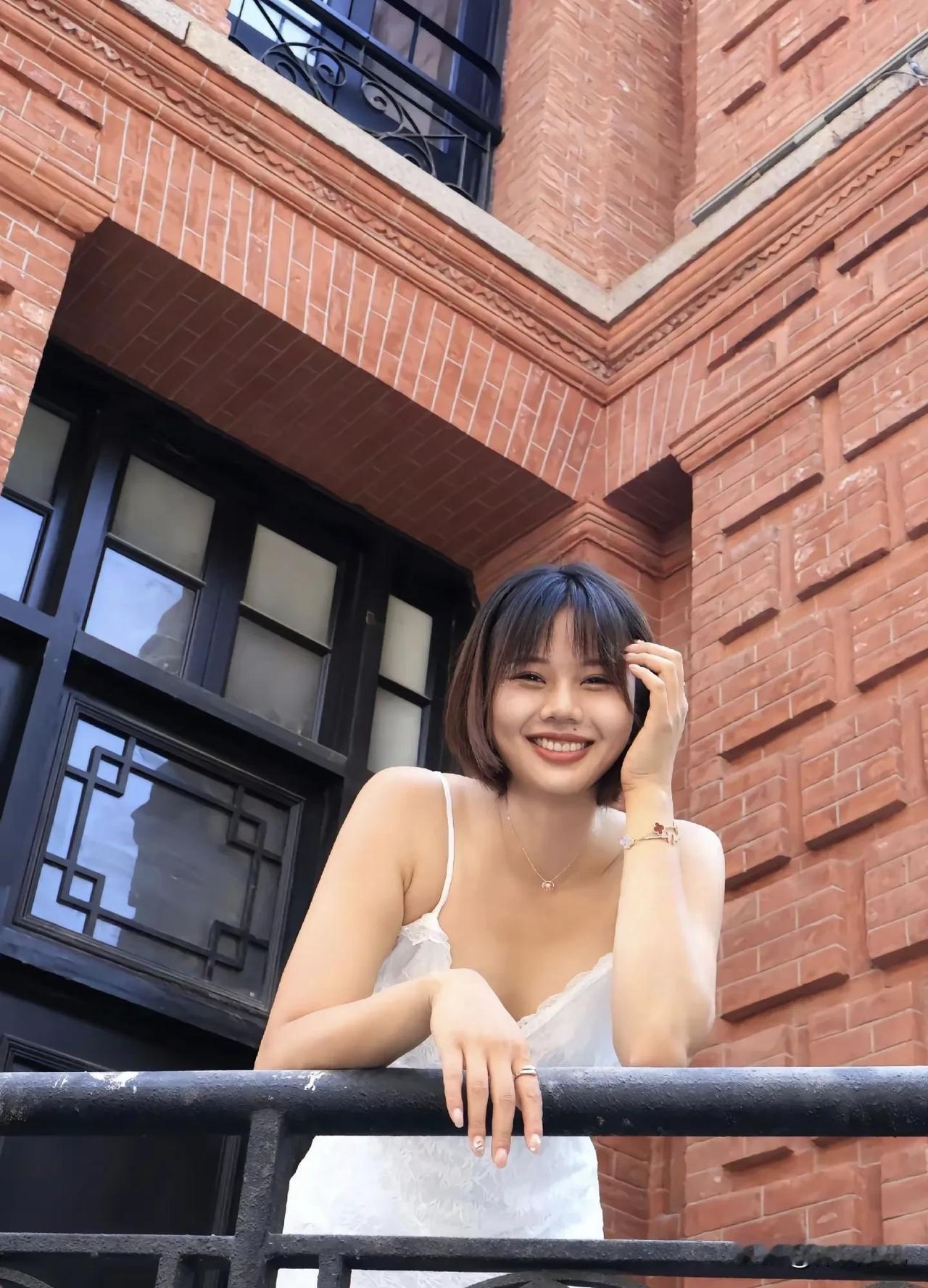 实话实说，中国女排，龚翔宇，怎么感觉越来越像曾春蕾了，脸型和头型基本上一模一样，