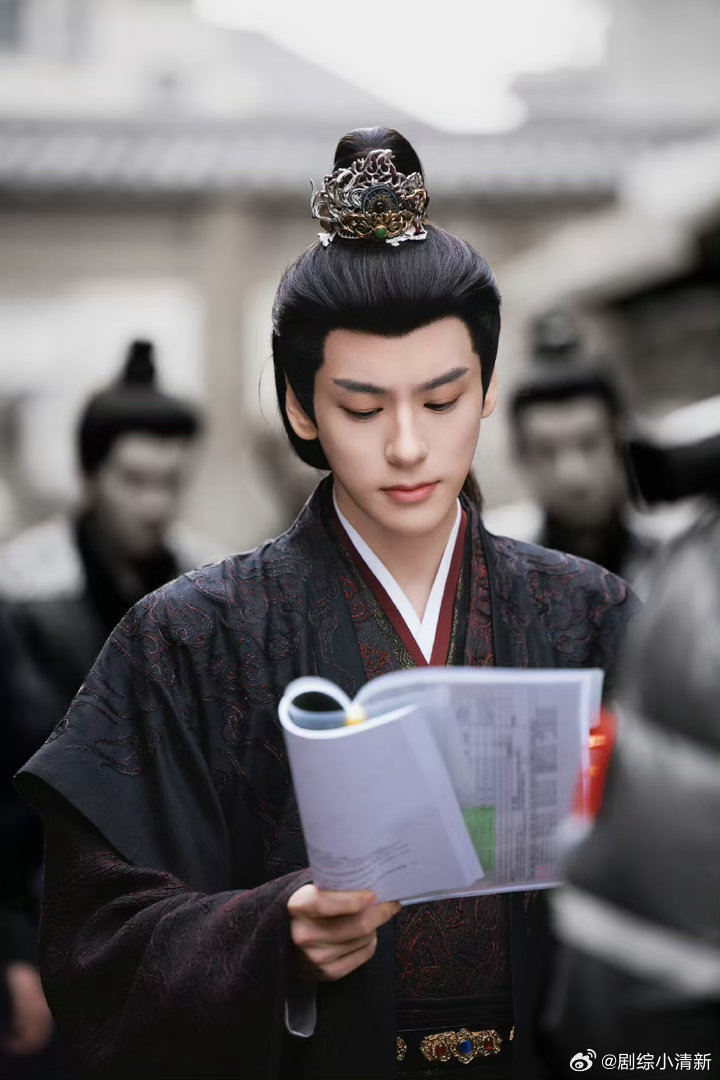 十年前看钟汉良十年后追魏哲鸣钟汉良魏哲鸣律师界最严厉的父亲 钟汉良的何以琛，清冷