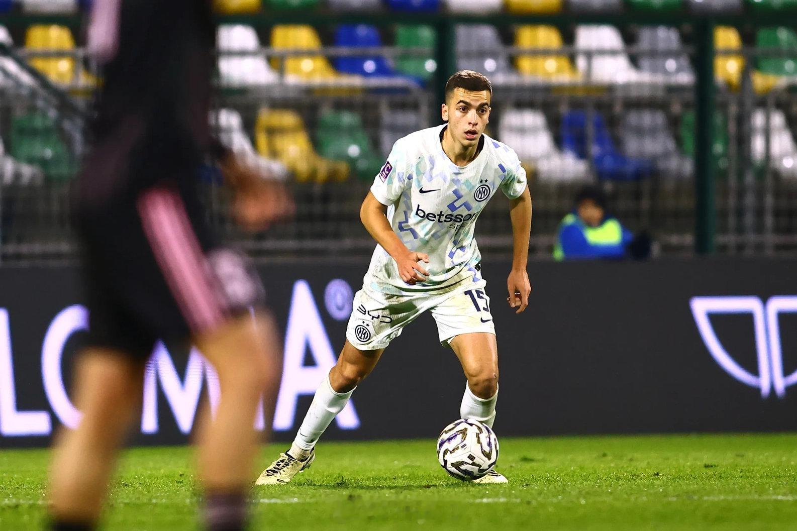 韦基执教的U23梯队意丙第17轮客场1比1被阿尔齐尼亚诺逼平，斯皮纳切打进一球。