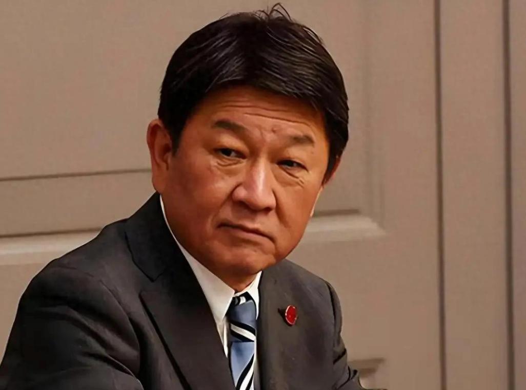 日本正式降级与中国关系，还做出一个恶劣挑衅表态

日本外相茂木敏充今天在内阁会议