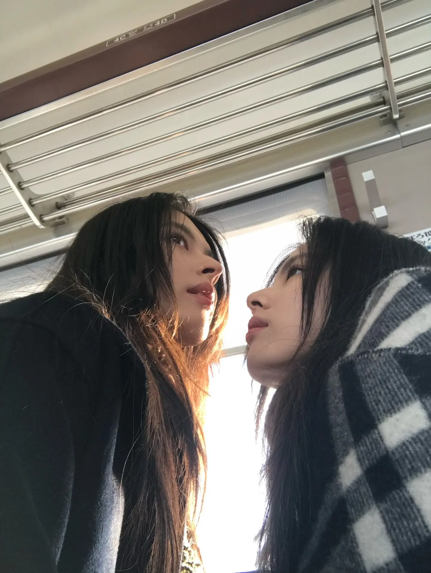 在开往小樽的列车上单曲循环first love 🩵❄️☃️