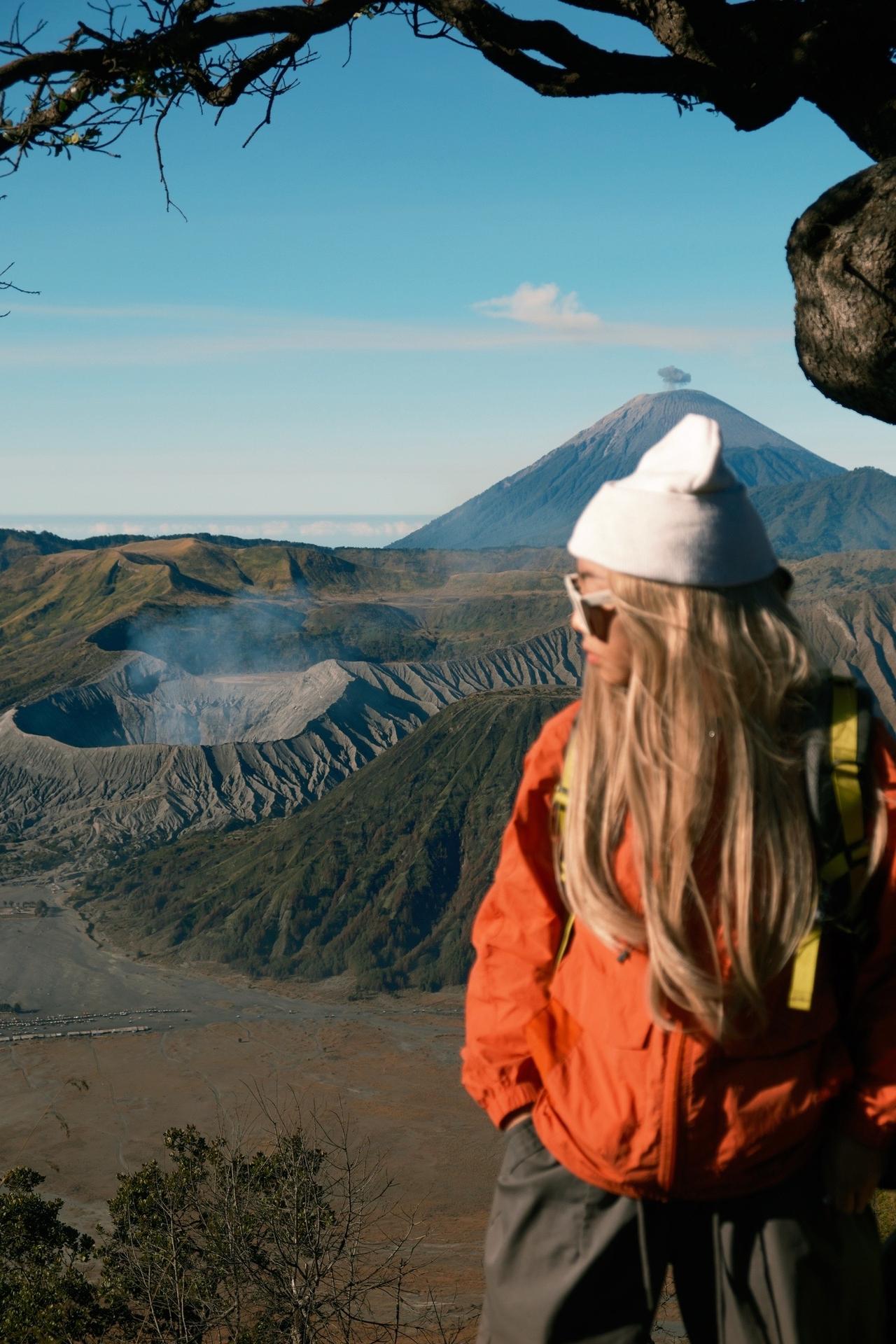 这一刻我站在了《孤独星球》的封面🌍 此刻世界不在书里而在我脚下旅行推荐官 保持