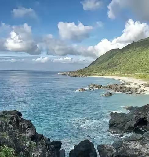 蒋介石没有收回琉球，也没有收回在台湾附近的八重山群岛和巴坦群岛，这是蒋介石最大的
