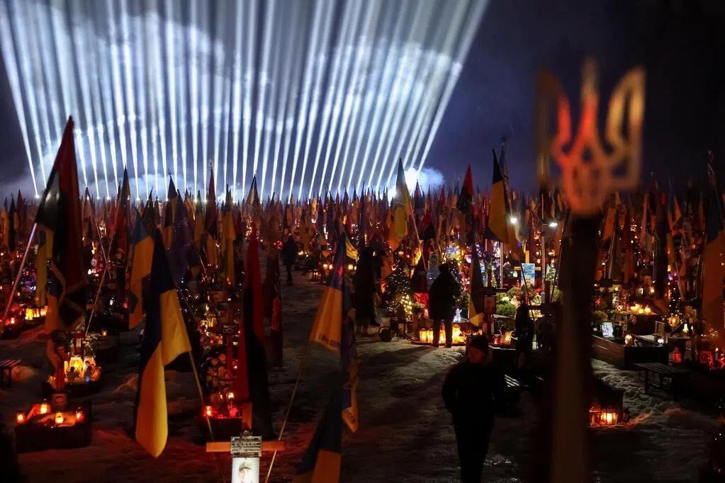 困了累了 普京警告，如果敌人将莫斯科逼入绝境，他们必将后悔 普京星期二（2月24