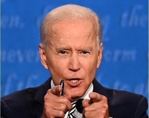 拜登虽然跟我们不对付，但是有一句话说对了！他曾说，如果美国继续让特朗普当总统，“