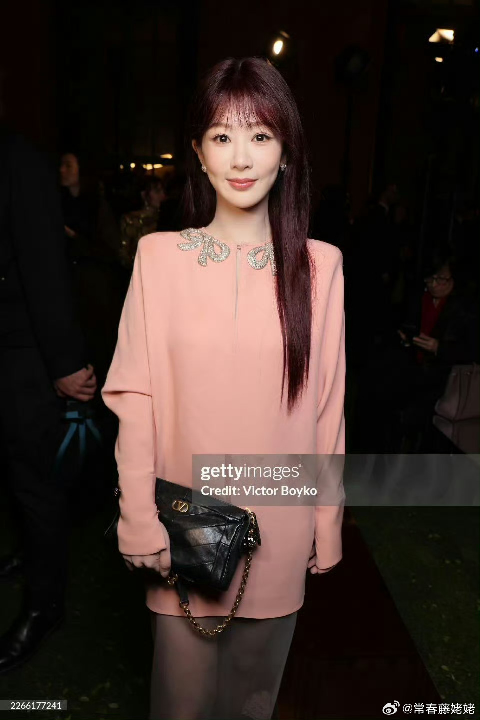 杨紫戴的假发  杨紫的时装周造型，时尚感怎么样