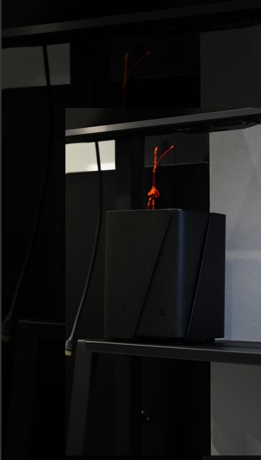 对Z425定位十分清楚，就是办公型从Intel Ultra 5 225H处理器到