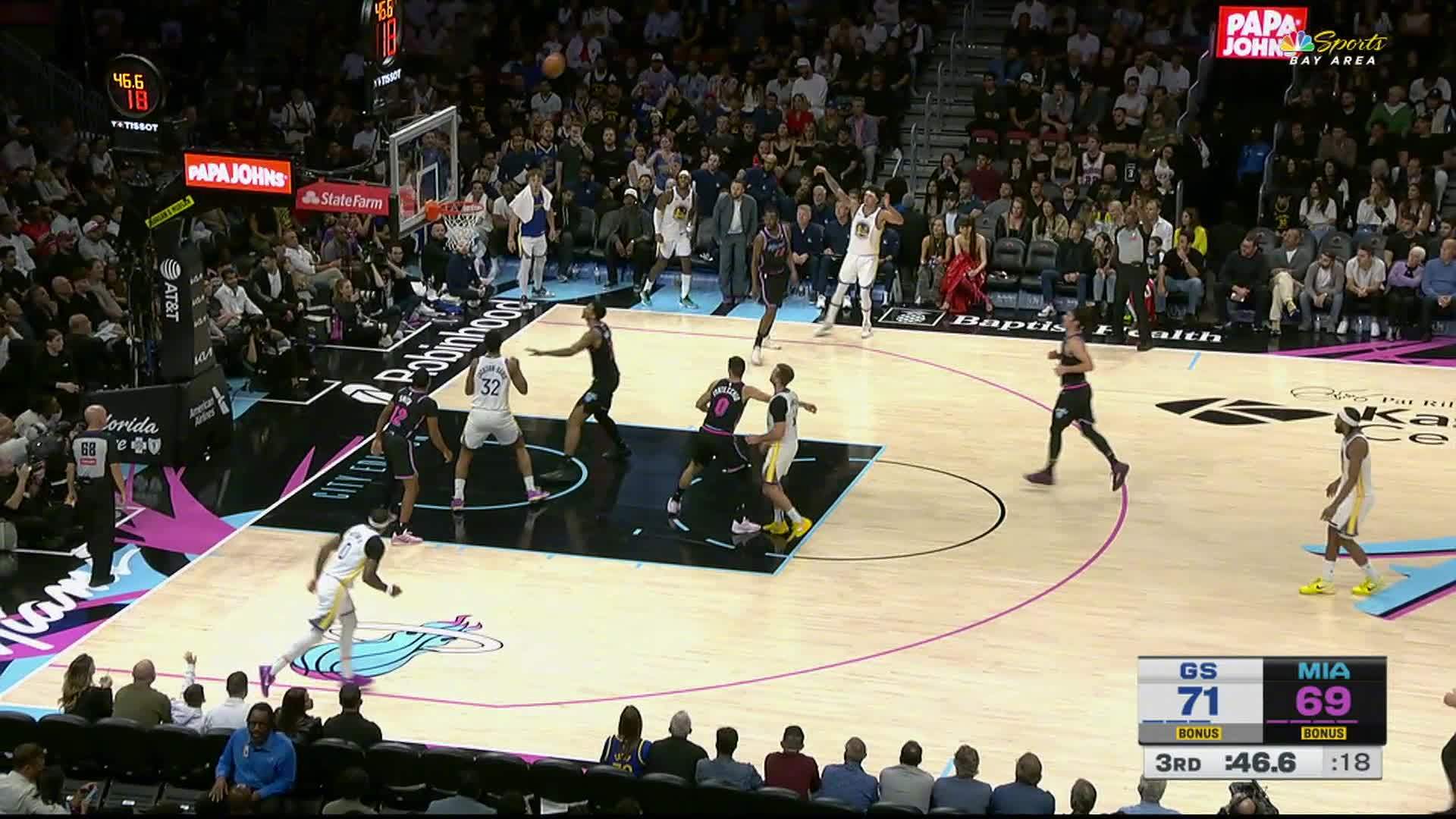 桑托斯远投三分！