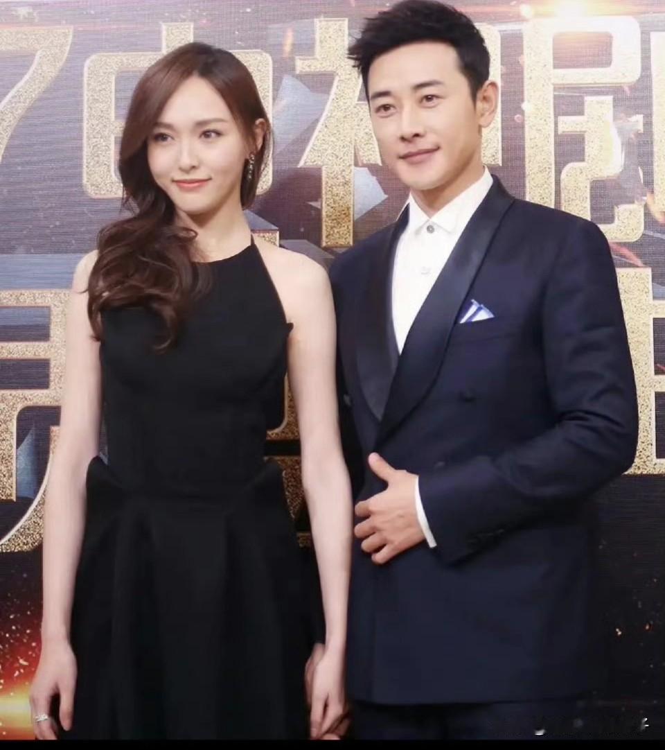 手滑了？张歆艺点赞罗晋唐嫣分居博文！
11月22日，演员张歆艺上了热搜，不过，这