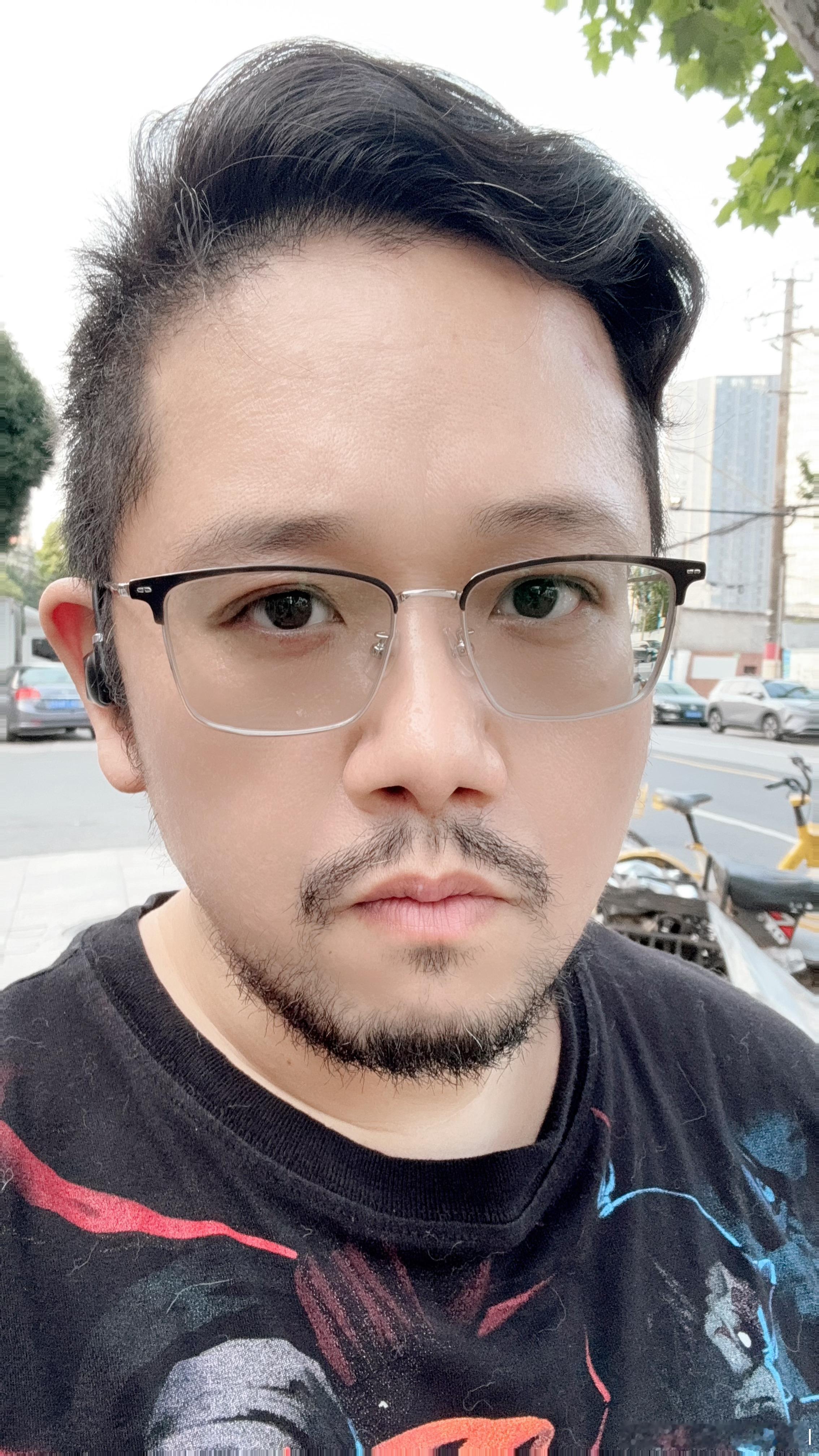 以后大家拼的就是身体了昨天王老师说我减肥成功，其实前后也折腾了一年多，毕竟岁数大