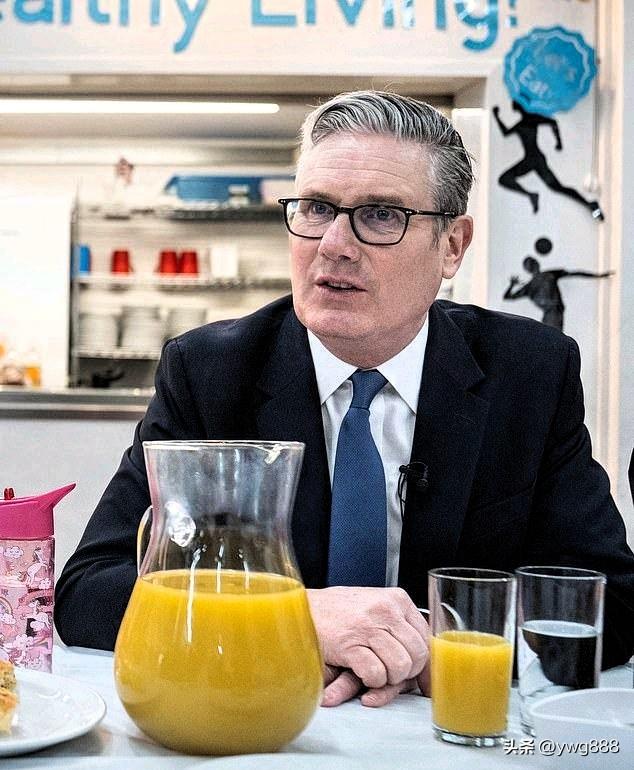 基尔·斯塔默对唐纳德·特朗普宣布伊朗停火表示欢迎，并呼吁迅速采取措施缓解全球能源