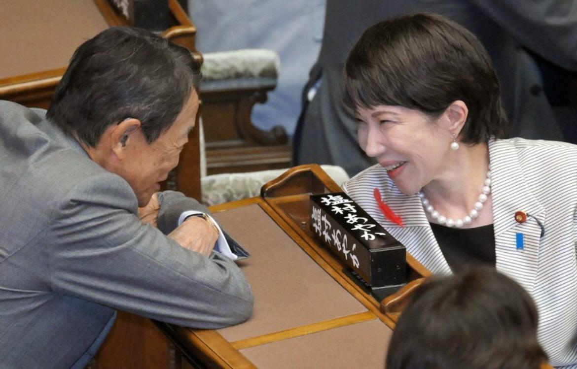 高市早苗的首相梦可能要黄，接替石破茂的另有其人？
10月4日，高市早苗在自民党总