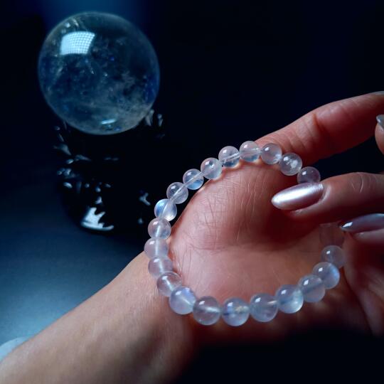 谁还没有一条月光石