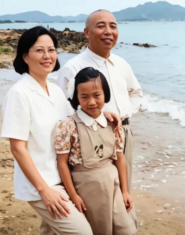 1958年，宋时轮的第二个妻子郑继斯得了重病，快要去世了，宋时轮心里难受得不行。