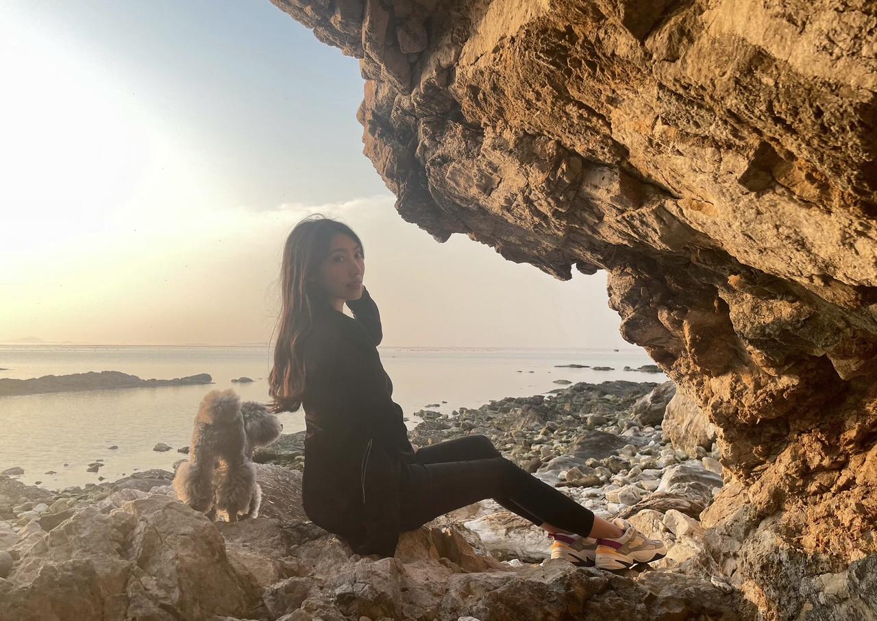 时光不语，静待花开；心若向阳，无谓悲伤。
上热门 十亿流量扶持计划 御姐 美女