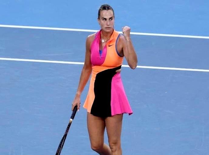 墨尔本25号下午，萨巴伦卡像开外挂，6-1、7-6(1)把19岁加拿大新秀姆博科