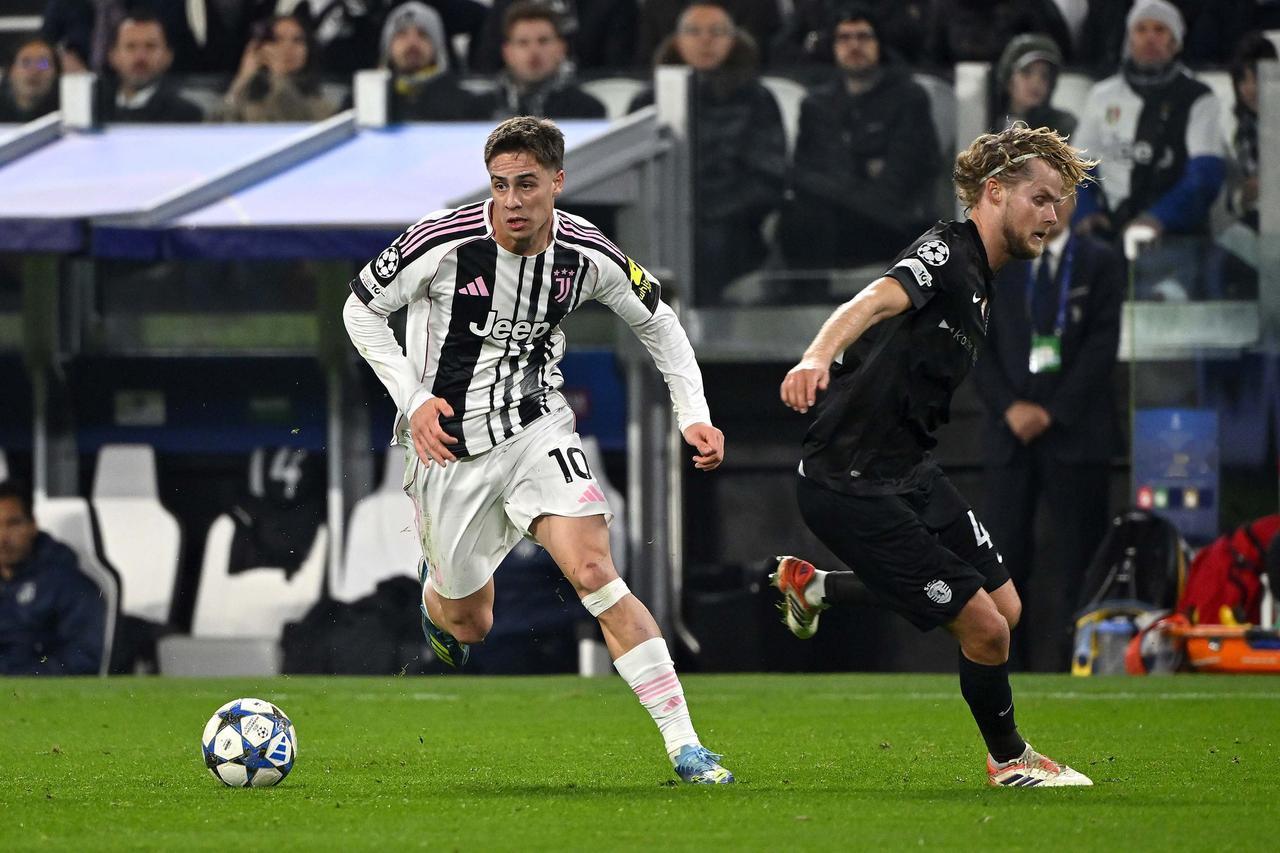 罗马诺：尤文图斯和伊尔迪兹就续约尚未达成一致

双方的谈判仍在继续，但由于存在薪