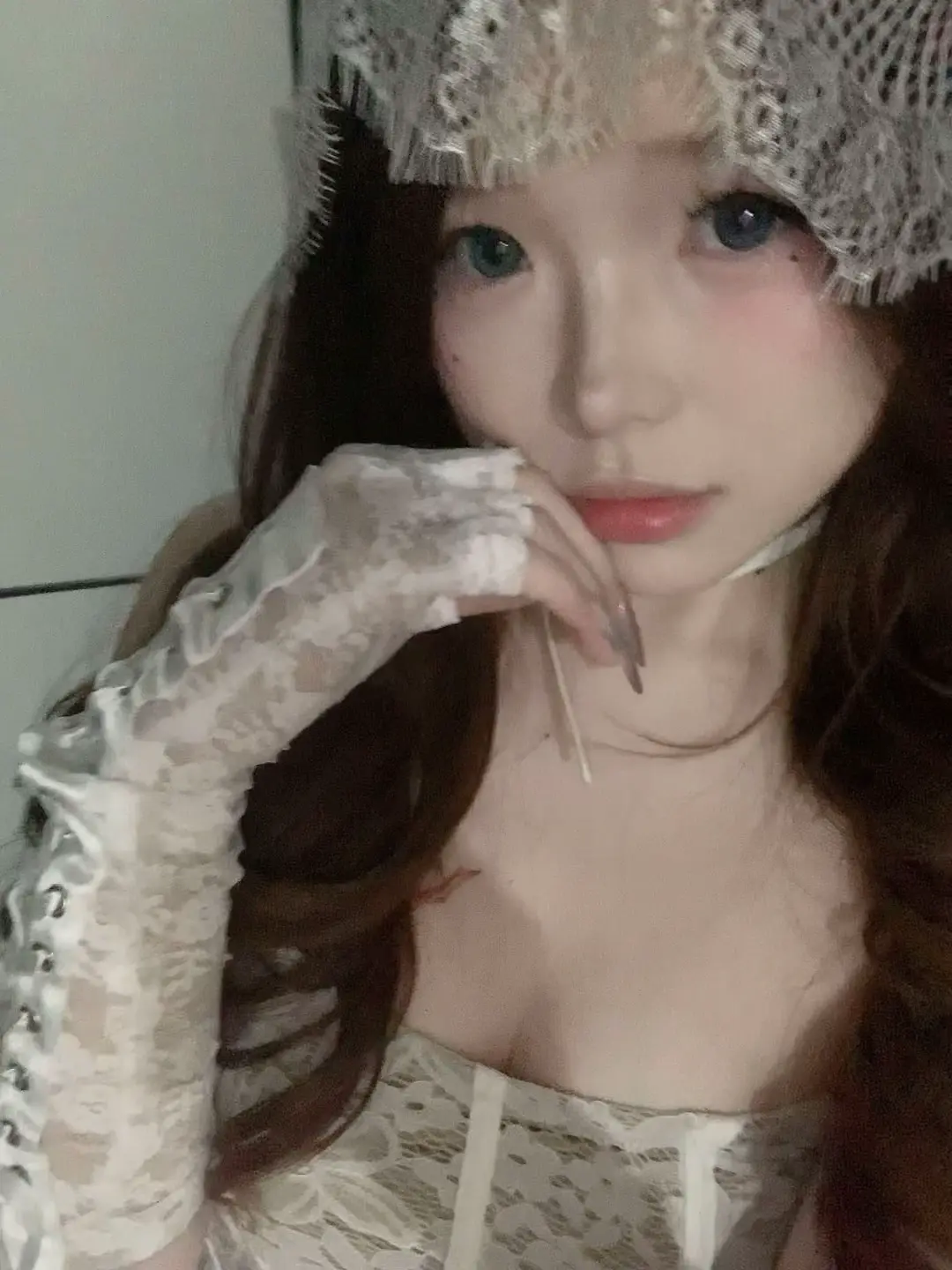幸好这个世界上有明媚的天气 勇气 自由 浪漫主义 咖啡面包 还有小动物...