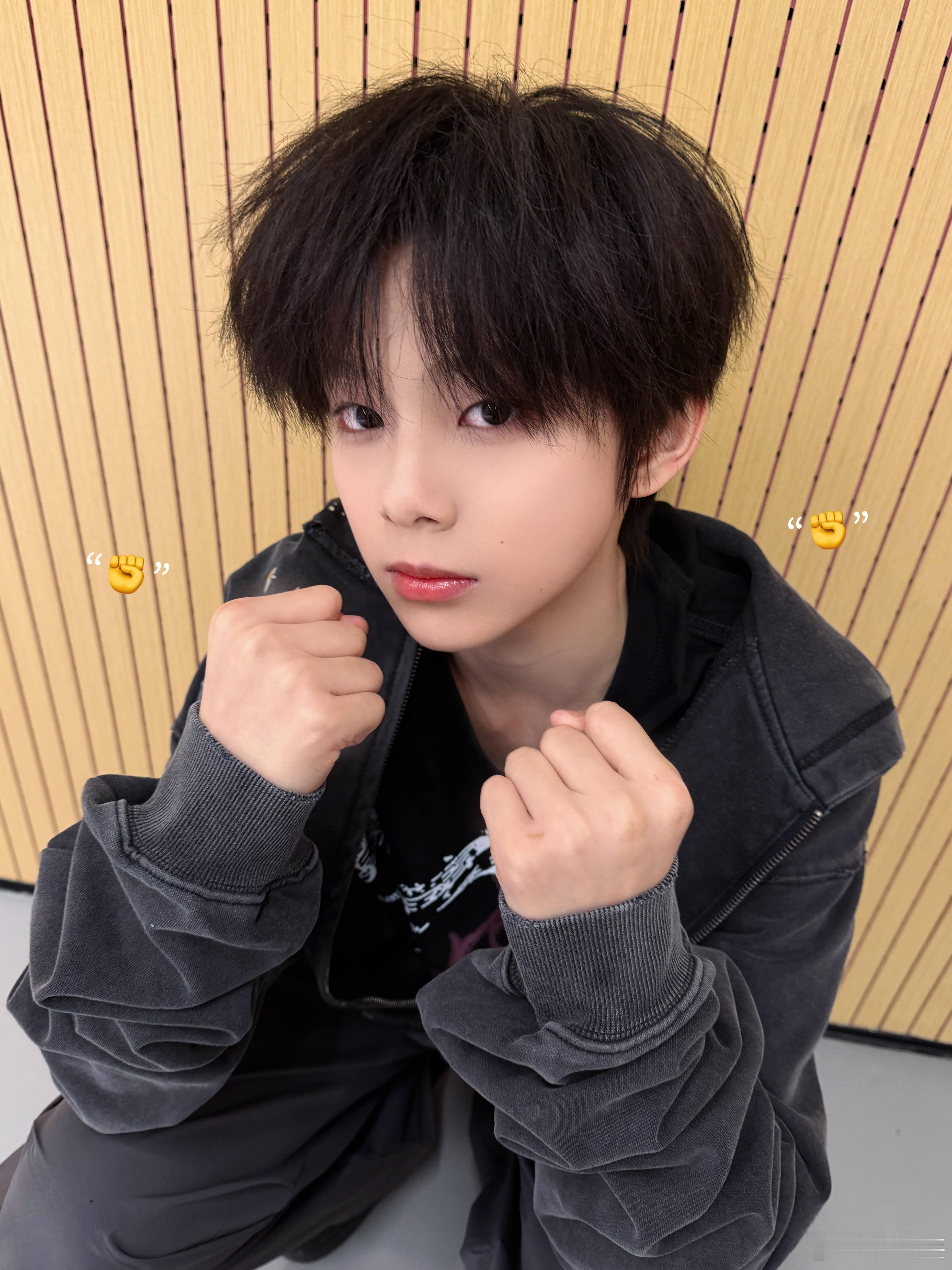 陈思罕空降评论区和陈思罕一起斩枷前行