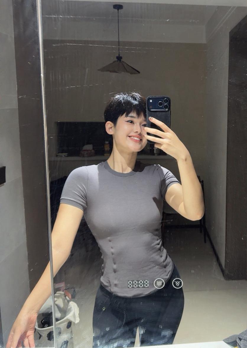 接受不了每个人都是间断性存在  于是我活的越来越念旧