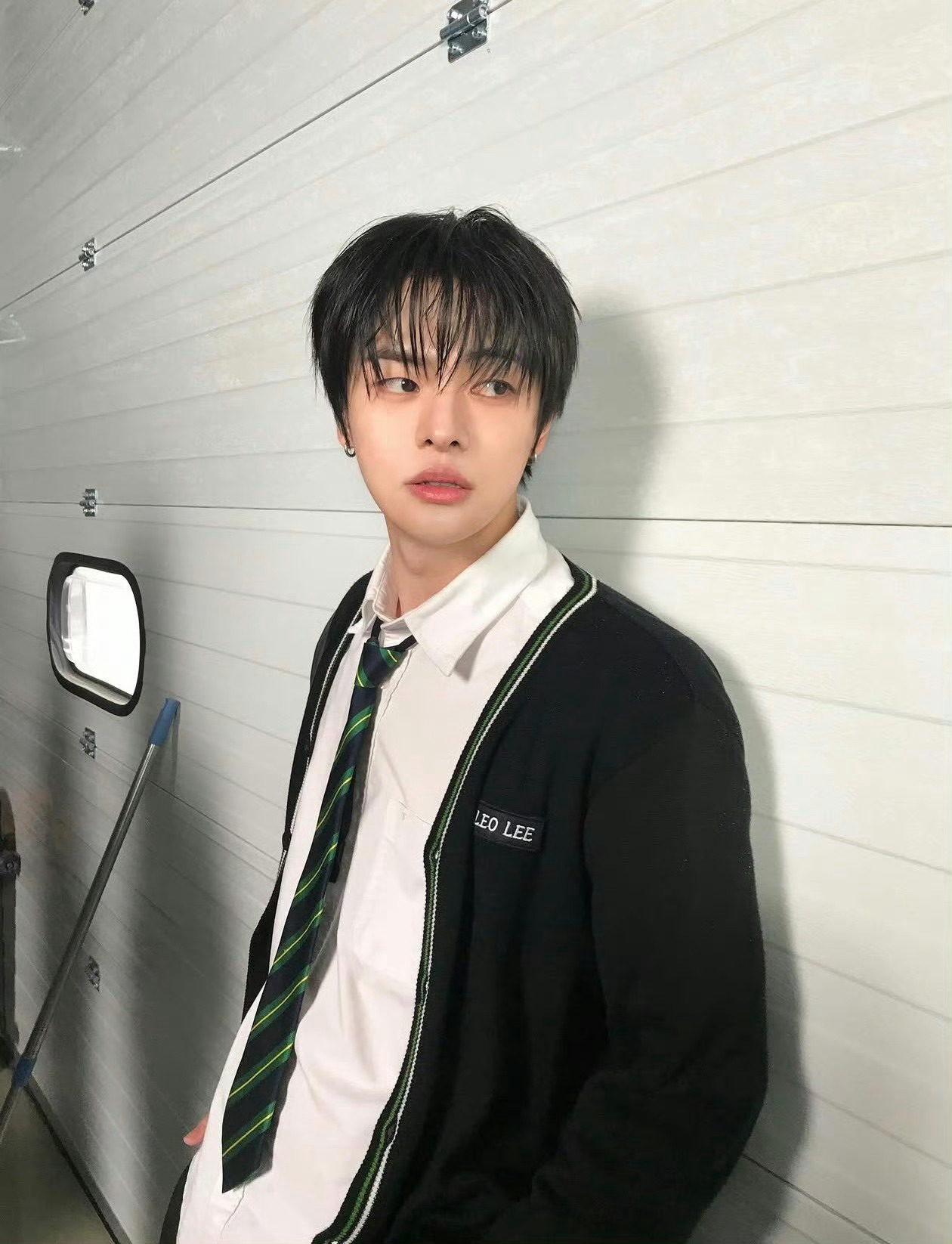 他酱紫有点像什么魔法番里面到日落就会变成猫的神秘dk男子 