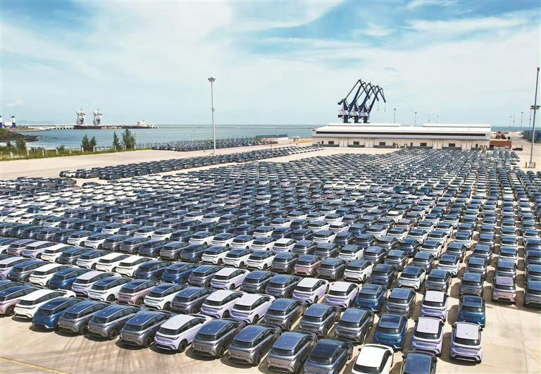 多国掀起电动车热潮 来咯来咯！你们要的电车来咯