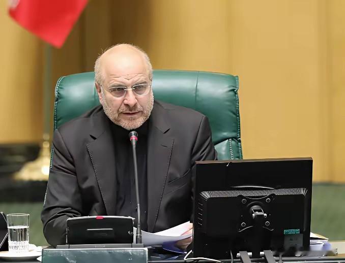 关闭外交通道后，伊朗议长准备殉国，1400万人自发卫国

当地时间4月7日，美国