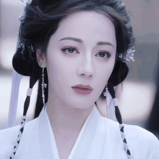 迪丽热巴这饰演的是五感皆失？ 