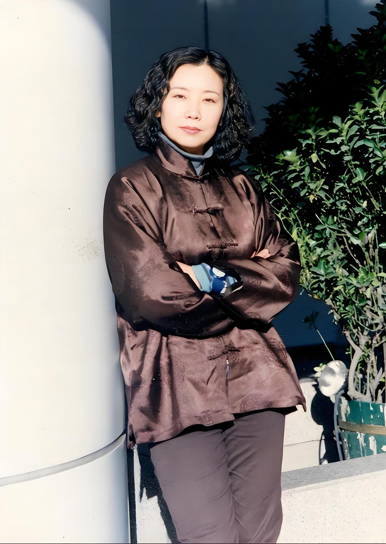 赵奎娥，中国著名电影、电视剧、话剧演员，二级演员。1956年出生于山东省烟台市，