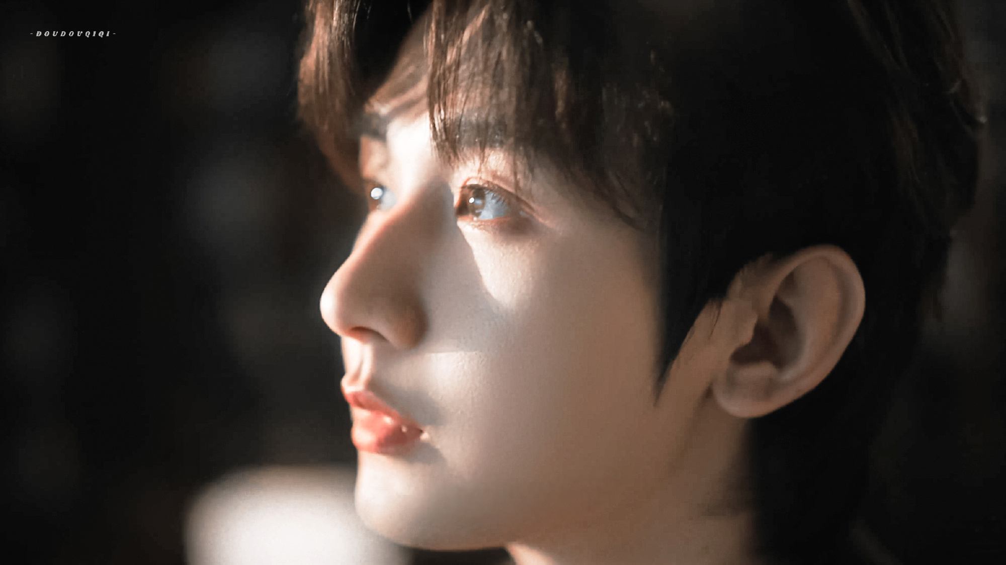 成毅生日临近，果果们的线下应援活动都来了每一次线下剧宣应援都是一场盛大的爱的表白