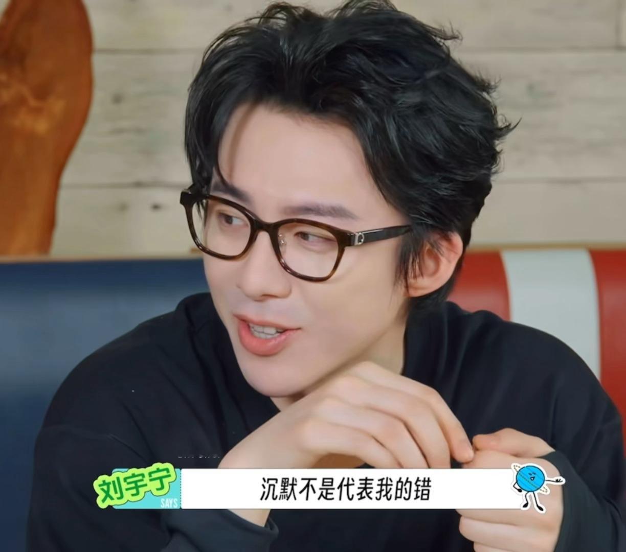 孩子真的是超爱唱歌🎤不经意间就又唱起来了~👏🏻👏🏻👏🏻 