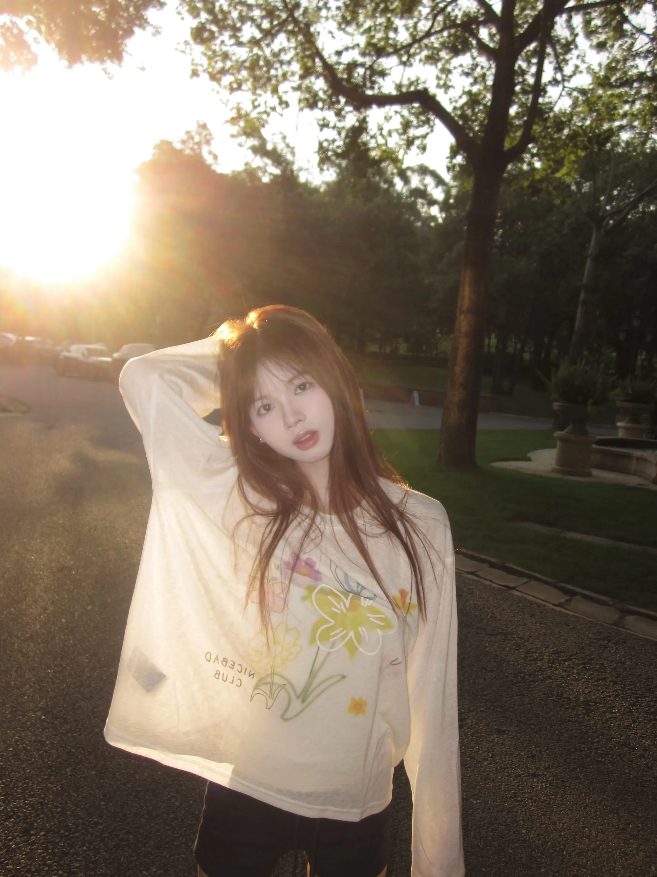 人总喜欢反季节 就像幸福总是后知后觉