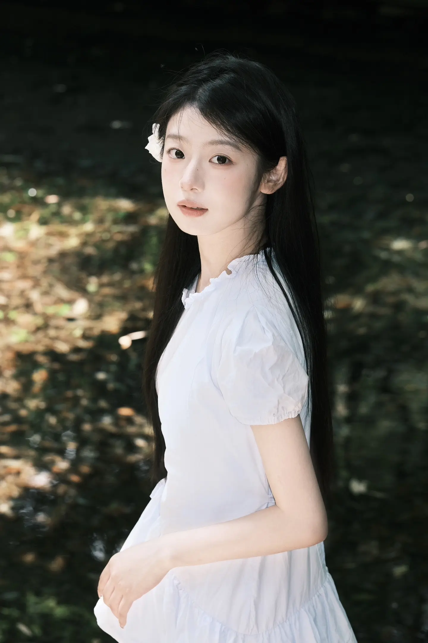 在这发霉的世界 我想被阳光晒透。
