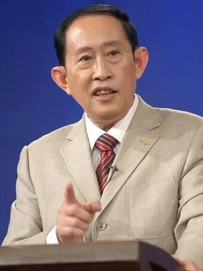 王立群教授抛出惊人言论：“喜欢权力的领导，一般不会重用能力强的人，也不会重用老实