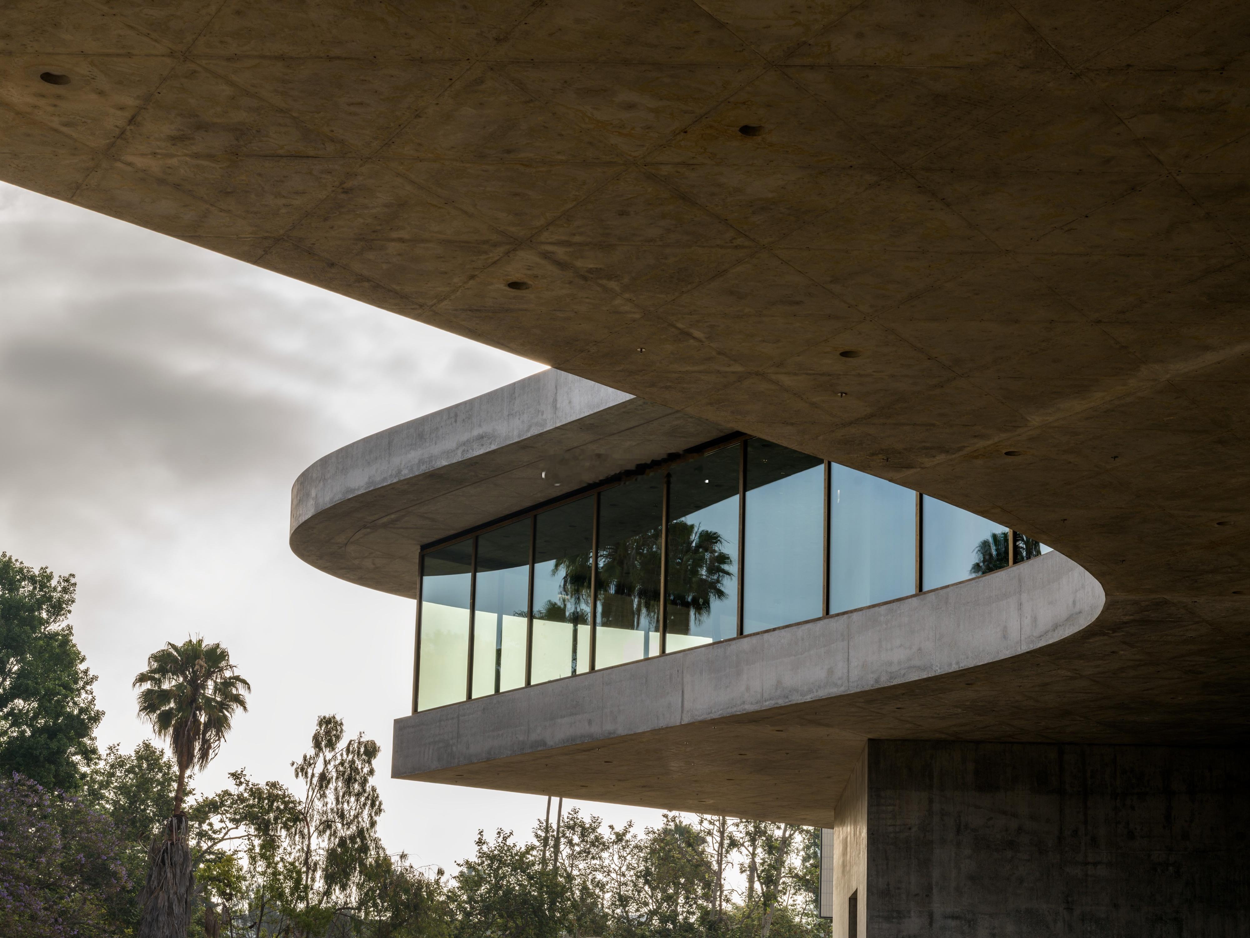 继纽约大都会艺术博物馆，伦敦泰特现代美术馆之后，捷尼赛思空间再次落户洛杉矶郡艺术