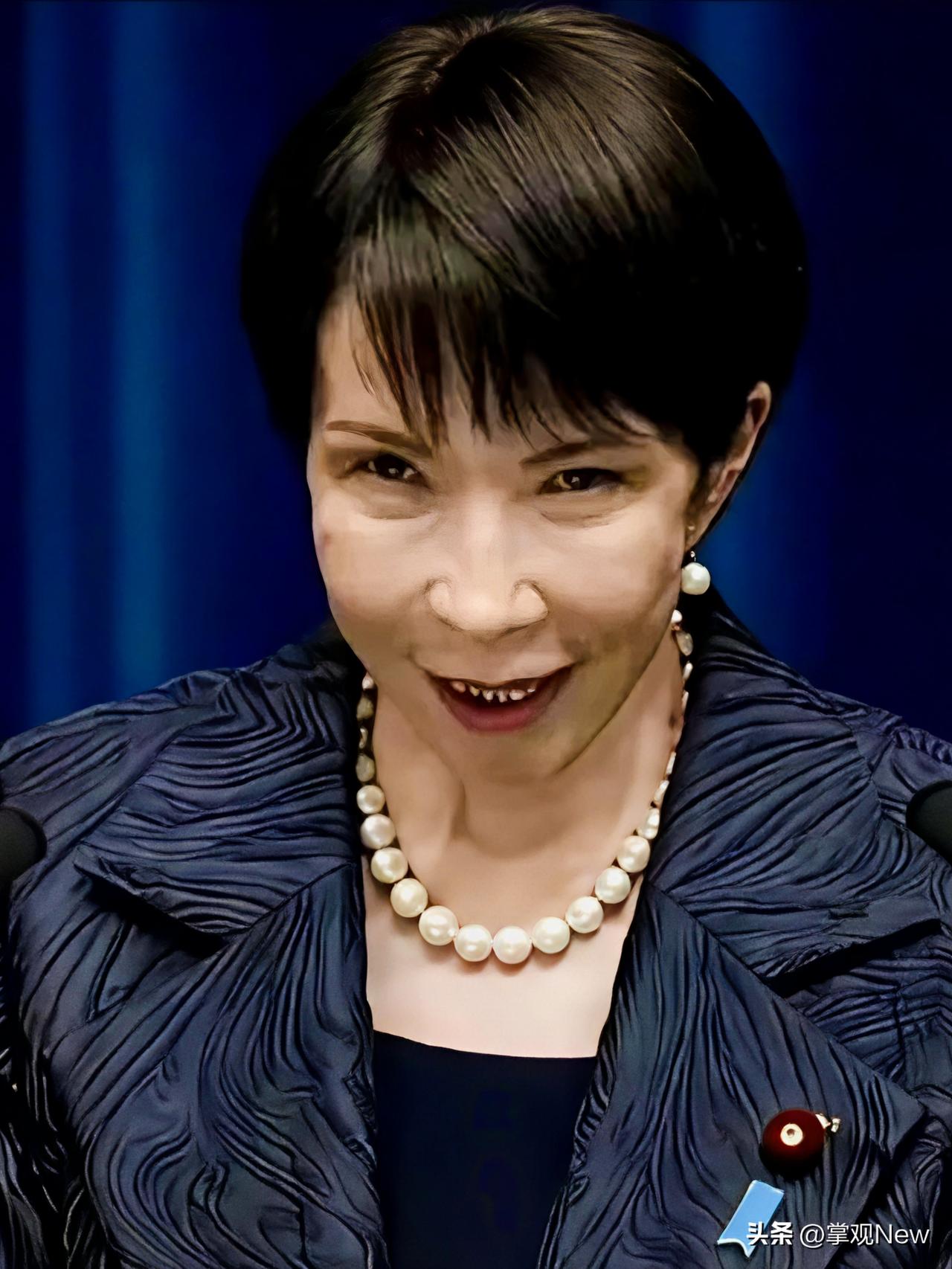 深夜异动！
日本陆上自卫队趁夜向熊本营地秘密部署远程导弹发射装置。

据参考消息