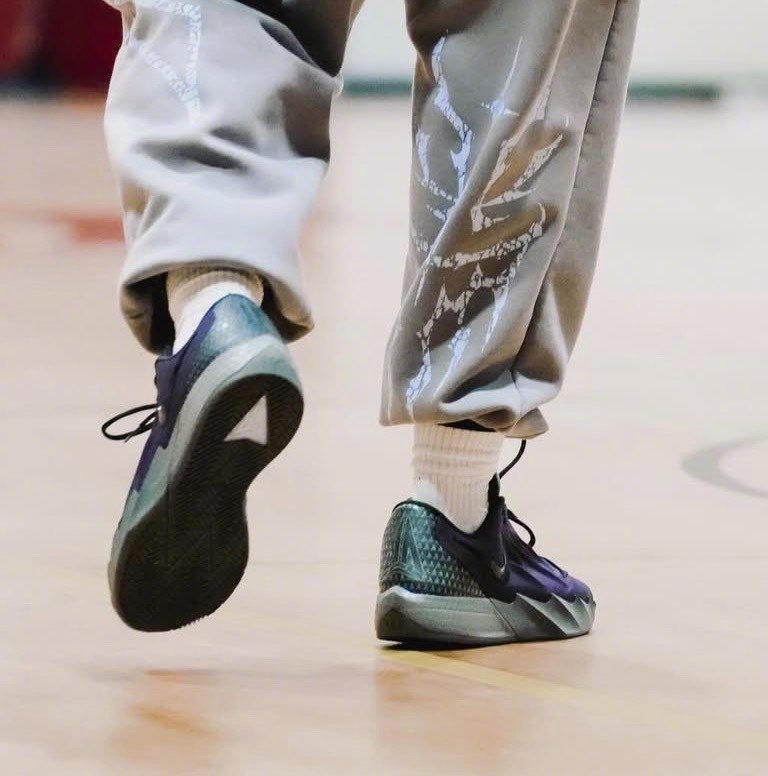 莫兰特训练日上脚Nike JA4，同时曝光另一双支线鞋款 Nike Twelve