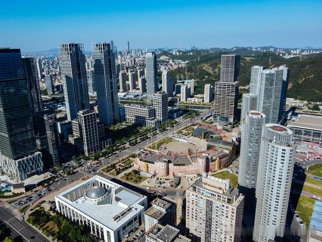 大连近18个月楼市深度复盘：高新板块持续降价，刚需、养老置业迎来窗口期

近一年