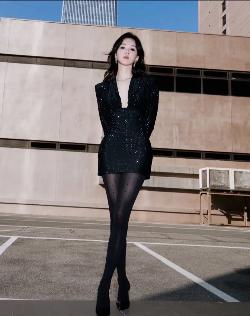 陈都灵